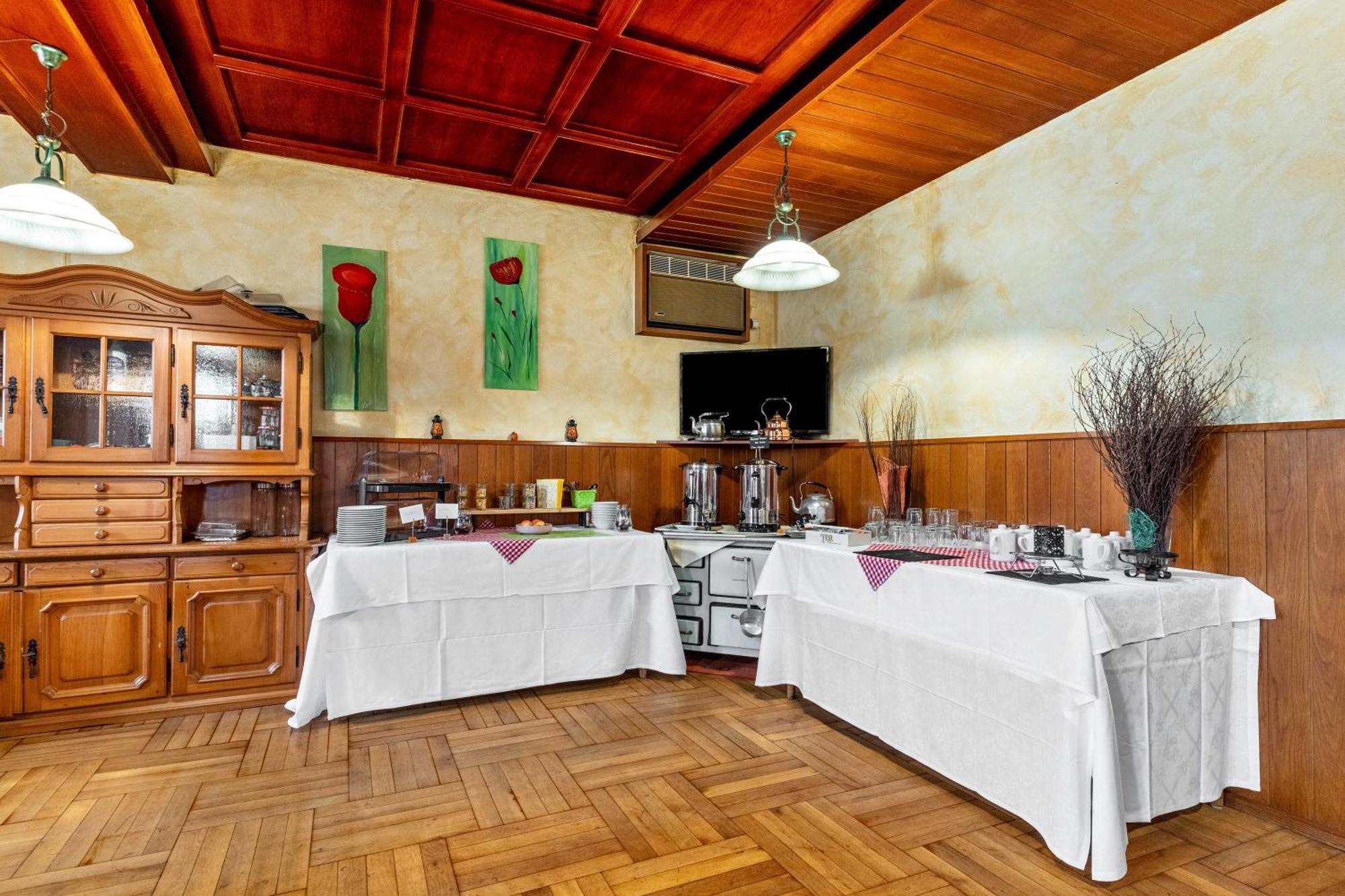 Gasthaus Zum Schwanen Oberkirch  Ngoại thất bức ảnh