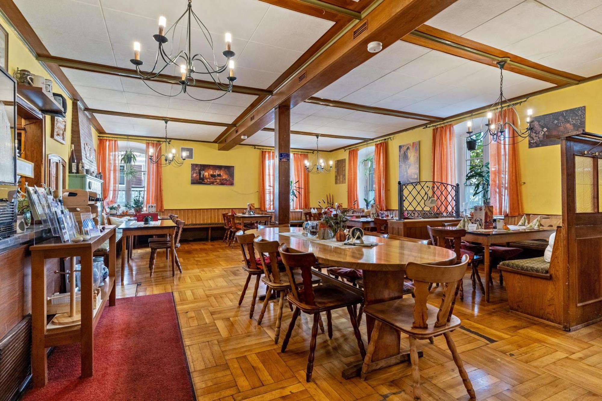 Gasthaus Zum Schwanen Oberkirch  Ngoại thất bức ảnh